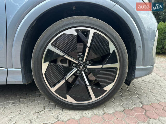 Синий Ауди Q4 e-tron, объемом двигателя 0 л и пробегом 17 тыс. км за 34900 $, фото 12 на Automoto.ua