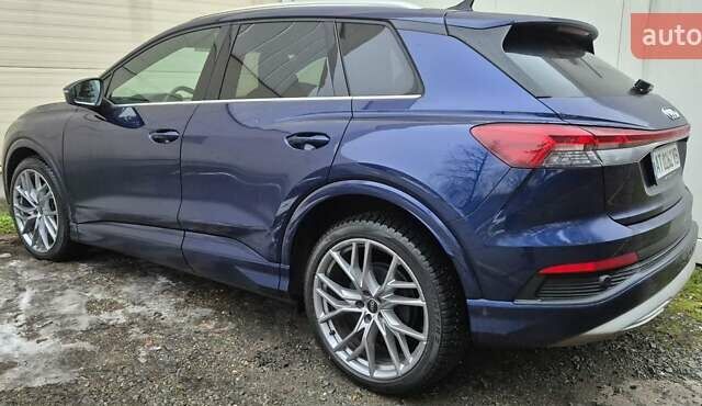 Синий Ауди Q4 e-tron, объемом двигателя 0 л и пробегом 29 тыс. км за 33400 $, фото 9 на Automoto.ua