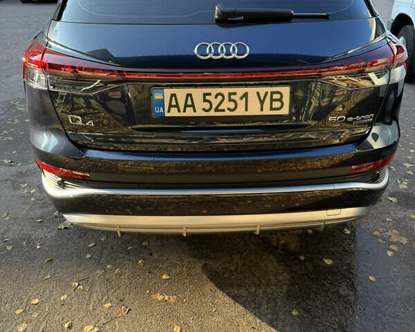 Ауди Q4 e-tron 2023 в Киеве на Automoto.ua Синий Ауди Q4 e-tron, объемом двигателя 0 л и пробегом 27 тыс. км за 42500 $, фото 4 на Automoto.ua