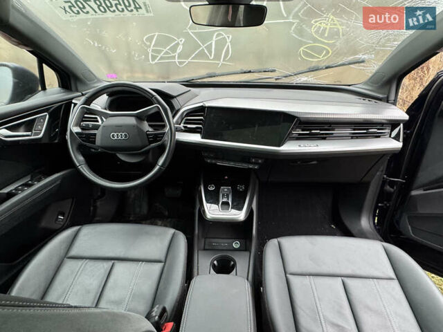 Синий Ауди Q4 e-tron, объемом двигателя 0 л и пробегом 44 тыс. км за 16000 $, фото 8 на Automoto.ua