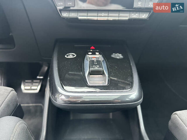 Синий Ауди Q4 e-tron, объемом двигателя 0 л и пробегом 17 тыс. км за 34900 $, фото 15 на Automoto.ua