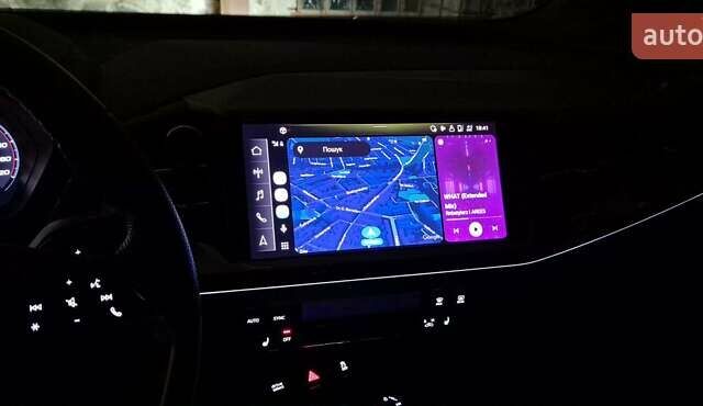 Синий Ауди Q4 e-tron, объемом двигателя 0 л и пробегом 29 тыс. км за 33400 $, фото 3 на Automoto.ua