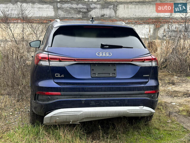Синий Ауди Q4 e-tron, объемом двигателя 0 л и пробегом 44 тыс. км за 16000 $, фото 4 на Automoto.ua