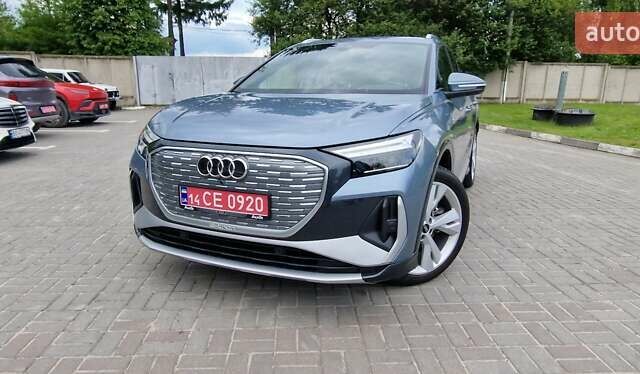 Синий Ауди Q4 e-tron, объемом двигателя 0 л и пробегом 77 тыс. км за 27999 $, фото 56 на Automoto.ua