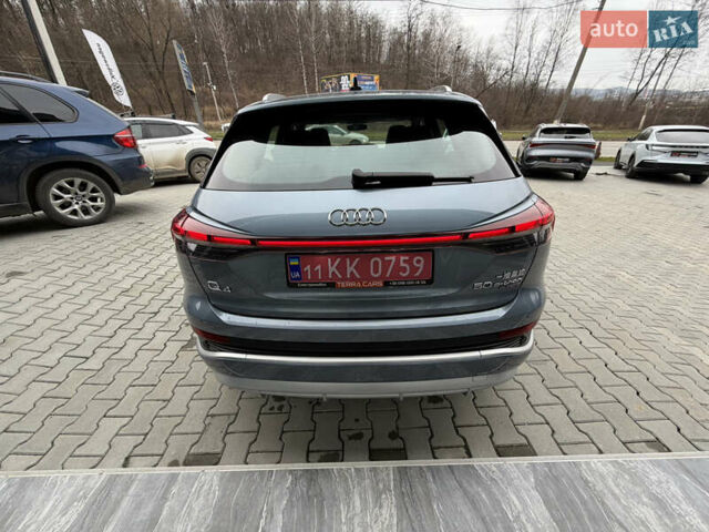 Синий Ауди Q4 e-tron, объемом двигателя 0 л и пробегом 18 тыс. км за 33000 $, фото 5 на Automoto.ua