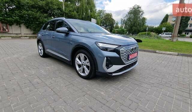Синий Ауди Q4 e-tron, объемом двигателя 0 л и пробегом 77 тыс. км за 27999 $, фото 10 на Automoto.ua