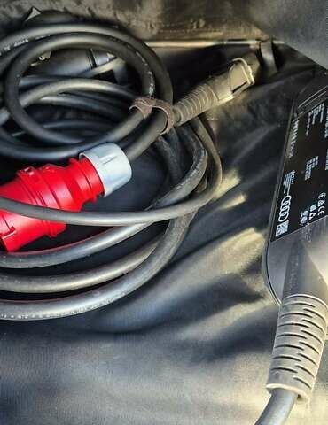 Синий Ауди Q4 e-tron, объемом двигателя 0 л и пробегом 29 тыс. км за 33400 $, фото 34 на Automoto.ua