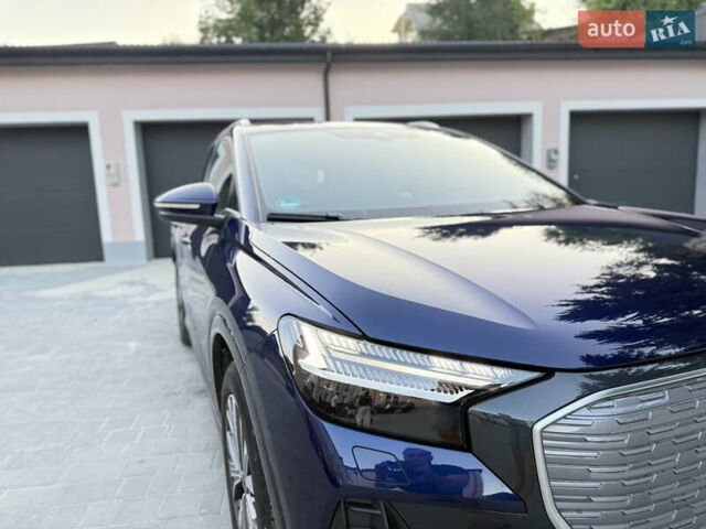Синий Ауди Q4 e-tron, объемом двигателя 0 л и пробегом 57 тыс. км за 29800 $, фото 27 на Automoto.ua