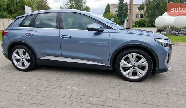 Синий Ауди Q4 e-tron, объемом двигателя 0 л и пробегом 77 тыс. км за 27999 $, фото 15 на Automoto.ua