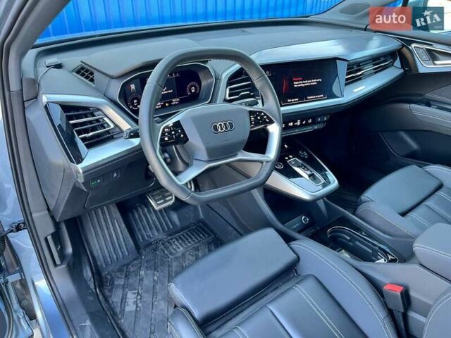 Синий Ауди Q4 e-tron, объемом двигателя 0 л и пробегом 10 тыс. км за 27900 $, фото 11 на Automoto.ua