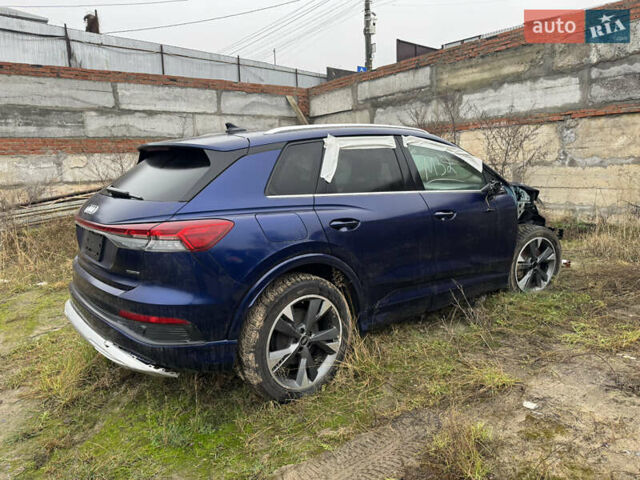 Синий Ауди Q4 e-tron, объемом двигателя 0 л и пробегом 44 тыс. км за 16000 $, фото 5 на Automoto.ua