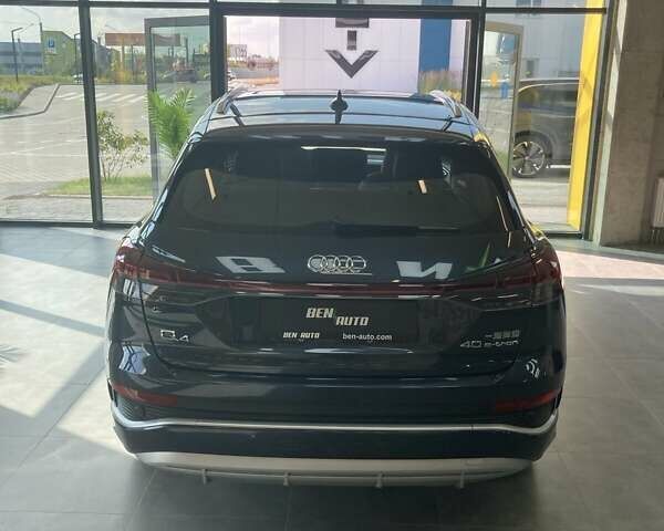 Синий Ауди Q4 e-tron, объемом двигателя 0 л и пробегом 15 тыс. км за 27800 $, фото 6 на Automoto.ua