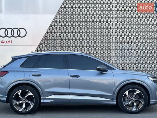 Синій Ауді Q4 e-tron, об'ємом двигуна 0 л та пробігом 10 тис. км за 26500 $, фото 2 на Automoto.ua