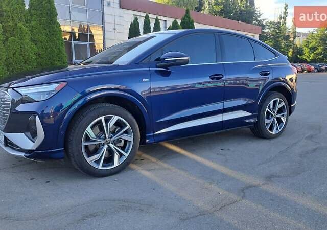 Синий Ауди Q4 e-tron, объемом двигателя 0 л и пробегом 10 тыс. км за 36000 $, фото 36 на Automoto.ua