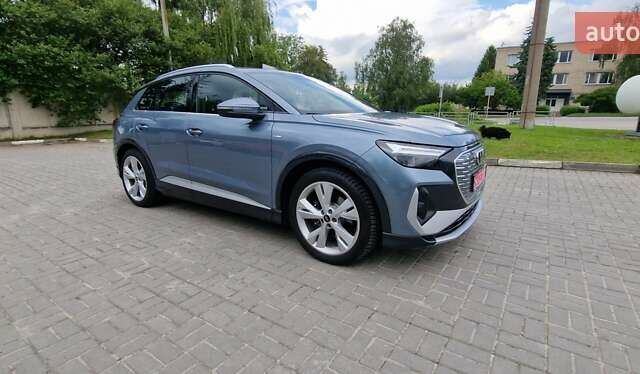 Синий Ауди Q4 e-tron, объемом двигателя 0 л и пробегом 77 тыс. км за 27999 $, фото 11 на Automoto.ua