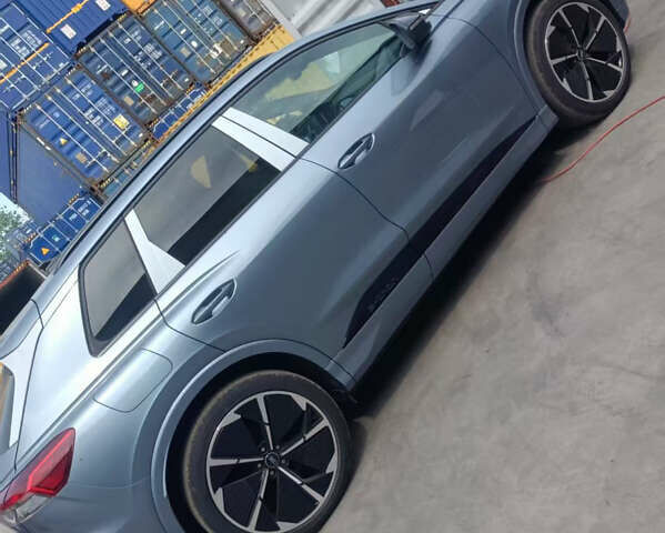 Синий Ауди Q4 e-tron, объемом двигателя 0 л и пробегом 1 тыс. км за 35200 $, фото 2 на Automoto.ua