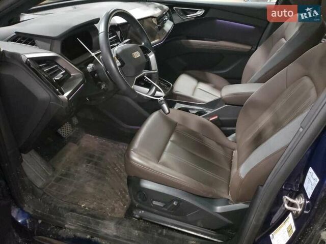 Синій Ауді Q4 e-tron, об'ємом двигуна 0 л та пробігом 17 тис. км за 15000 $, фото 6 на Automoto.ua