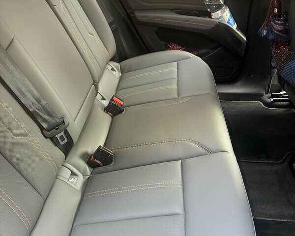 Синий Ауди Q4 e-tron, объемом двигателя 0 л и пробегом 10 тыс. км за 32500 $, фото 10 на Automoto.ua