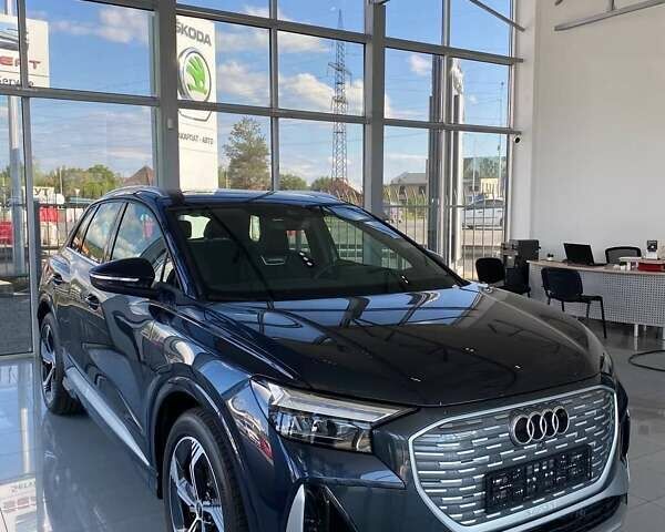 Синій Ауді Q4 e-tron, об'ємом двигуна 0 л та пробігом 11 тис. км за 31900 $, фото 7 на Automoto.ua