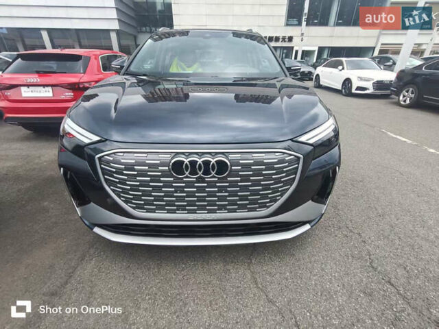 Синий Ауди Q4 e-tron, объемом двигателя 0 л и пробегом 14 тыс. км за 27500 $, фото 16 на Automoto.ua