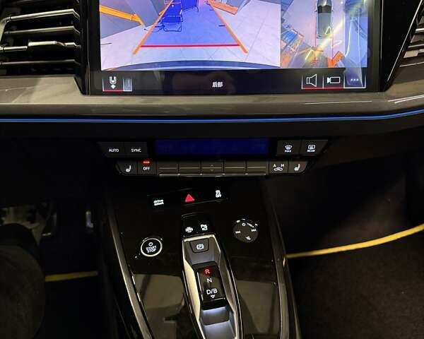 Синій Ауді Q4 e-tron, об'ємом двигуна 0 л та пробігом 1 тис. км за 34000 $, фото 19 на Automoto.ua