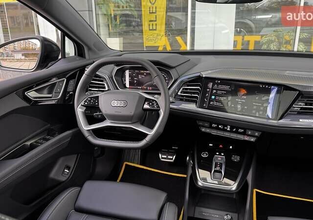 Синий Ауди Q4 e-tron, объемом двигателя 0 л и пробегом 1 тыс. км за 34000 $, фото 19 на Automoto.ua