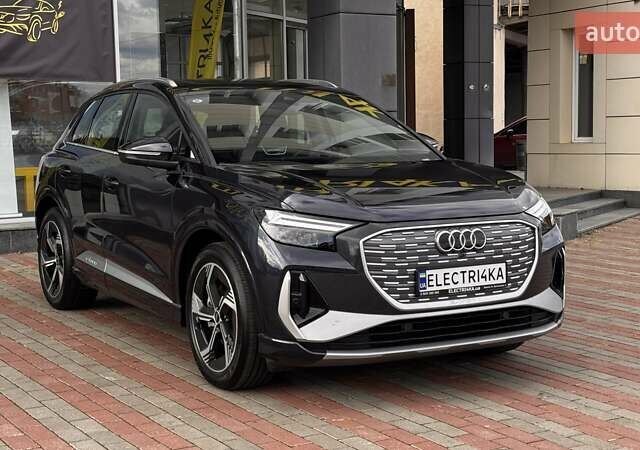 Синий Ауди Q4 e-tron, объемом двигателя 0 л и пробегом 1 тыс. км за 34000 $, фото 3 на Automoto.ua