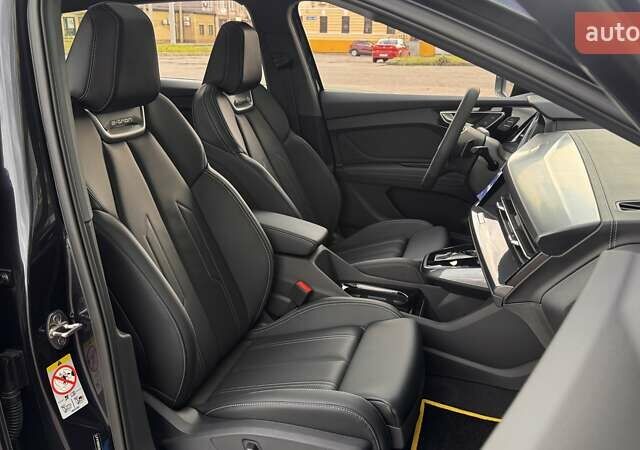 Синий Ауди Q4 e-tron, объемом двигателя 0 л и пробегом 1 тыс. км за 34000 $, фото 14 на Automoto.ua