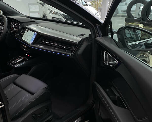 Синій Ауді Q4 e-tron, об'ємом двигуна 0 л та пробігом 1 тис. км за 34300 $, фото 6 на Automoto.ua