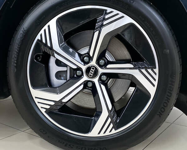 Синій Ауді Q4 e-tron, об'ємом двигуна 0 л та пробігом 1 тис. км за 34300 $, фото 2 на Automoto.ua