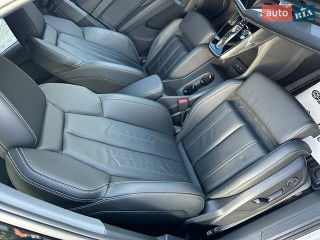 Черный Ауди Q4 Sportback e-tron, объемом двигателя 0 л и пробегом 70 тыс. км за 32000 $, фото 76 на Automoto.ua