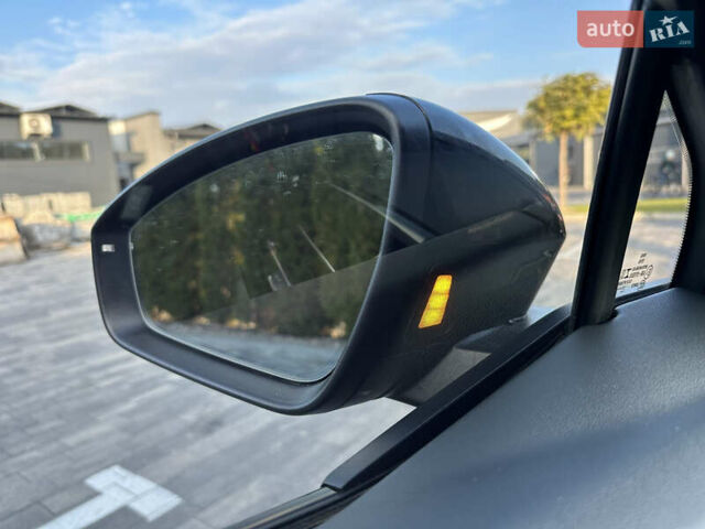 Черный Ауди Q4 Sportback e-tron, объемом двигателя 0 л и пробегом 70 тыс. км за 32000 $, фото 78 на Automoto.ua