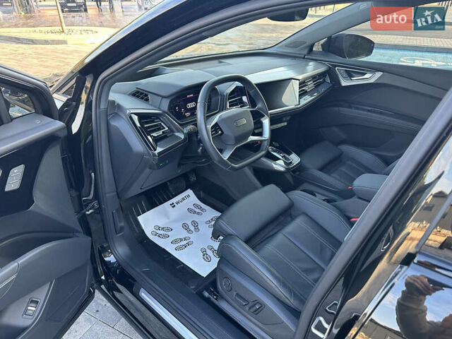 Черный Ауди Q4 Sportback e-tron, объемом двигателя 0 л и пробегом 70 тыс. км за 32000 $, фото 46 на Automoto.ua