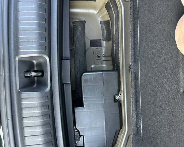 Черный Ауди Q4 Sportback e-tron, объемом двигателя 0 л и пробегом 70 тыс. км за 32000 $, фото 71 на Automoto.ua