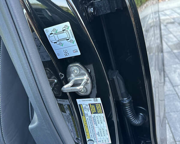 Черный Ауди Q4 Sportback e-tron, объемом двигателя 0 л и пробегом 70 тыс. км за 32000 $, фото 62 на Automoto.ua