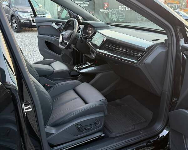 Чорний Ауді Q4 Sportback e-tron, об'ємом двигуна 0 л та пробігом 6 тис. км за 37600 $, фото 11 на Automoto.ua