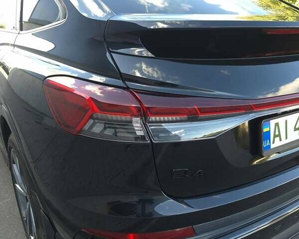 Чорний Ауді Q4 Sportback e-tron, об'ємом двигуна 0 л та пробігом 10 тис. км за 45000 $, фото 12 на Automoto.ua