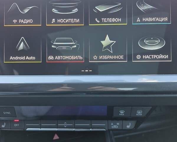 Чорний Ауді Q4 Sportback e-tron, об'ємом двигуна 0 л та пробігом 10 тис. км за 45000 $, фото 10 на Automoto.ua