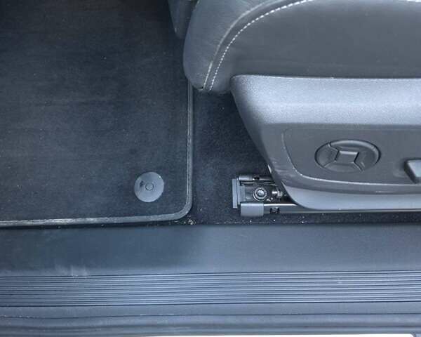 Чорний Ауді Q4 Sportback e-tron, об'ємом двигуна 0 л та пробігом 10 тис. км за 45000 $, фото 15 на Automoto.ua