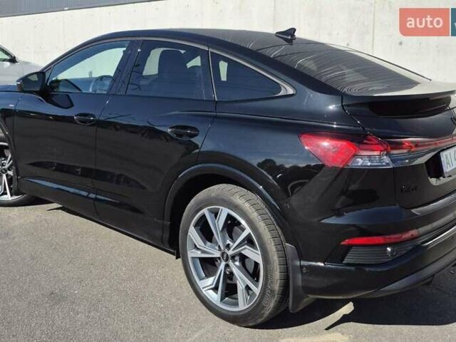 Чорний Ауді Q4 Sportback e-tron, об'ємом двигуна 0 л та пробігом 10 тис. км за 45000 $, фото 8 на Automoto.ua