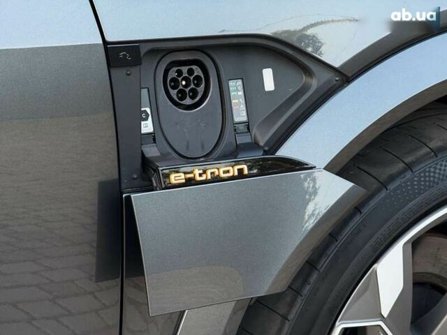 Ауди Q4 Sportback e-tron, объемом двигателя 0 л и пробегом 56 тыс. км за 46999 $, фото 23 на Automoto.ua