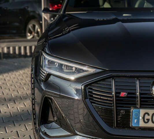 Ауди Q4 Sportback e-tron, объемом двигателя 0 л и пробегом 56 тыс. км за 46500 $, фото 2 на Automoto.ua