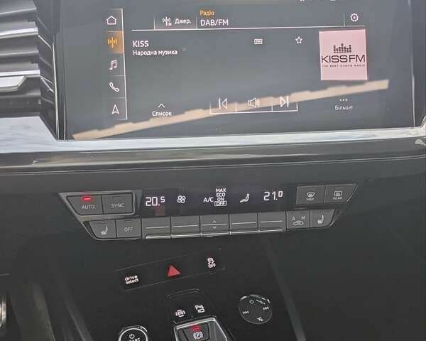 Ауди Q4 Sportback e-tron, объемом двигателя 0 л и пробегом 96 тыс. км за 33850 $, фото 23 на Automoto.ua