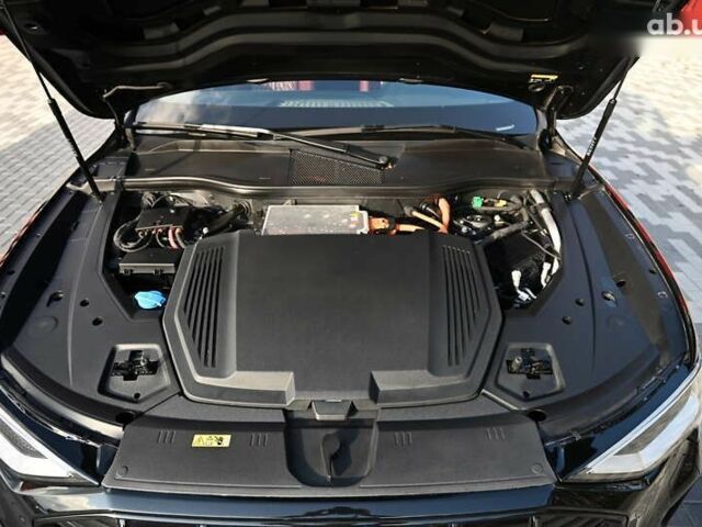 Ауді Q4 Sportback e-tron, об'ємом двигуна 0 л та пробігом 65 тис. км за 41288 $, фото 23 на Automoto.ua