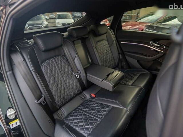 Ауди Q4 Sportback e-tron, объемом двигателя 0 л и пробегом 54 тыс. км за 45900 $, фото 23 на Automoto.ua