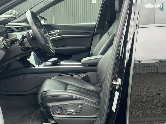 Ауди Q4 Sportback e-tron, объемом двигателя 0 л и пробегом 32 тыс. км за 46080 $, фото 25 на Automoto.ua