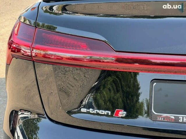 Ауди Q4 Sportback e-tron, объемом двигателя 0 л и пробегом 32 тыс. км за 46080 $, фото 18 на Automoto.ua
