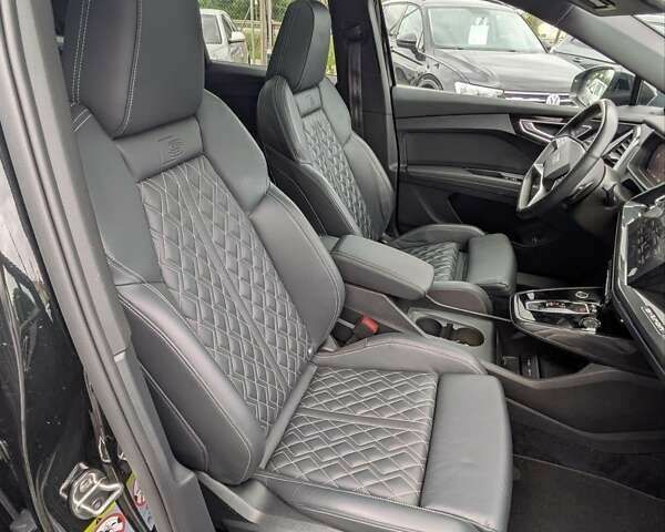 Ауди Q4 Sportback e-tron, объемом двигателя 0 л и пробегом 96 тыс. км за 33850 $, фото 12 на Automoto.ua