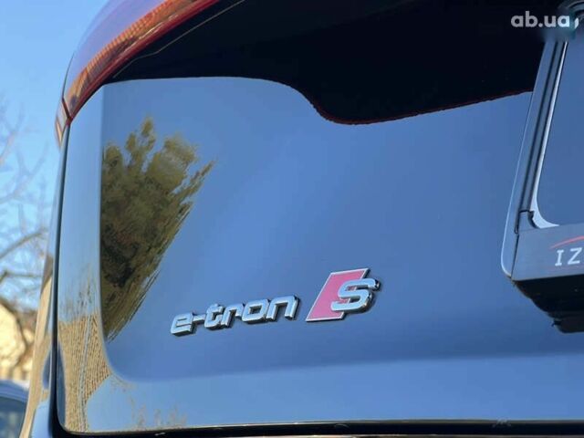 Ауді Q4 Sportback e-tron, об'ємом двигуна 0 л та пробігом 32 тис. км за 44558 $, фото 23 на Automoto.ua