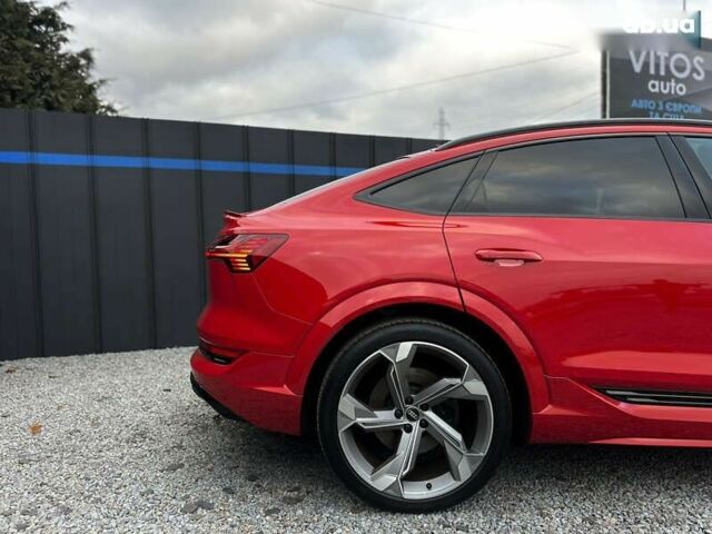 Ауди Q4 Sportback e-tron, объемом двигателя 0 л и пробегом 43 тыс. км за 52499 $, фото 4 на Automoto.ua